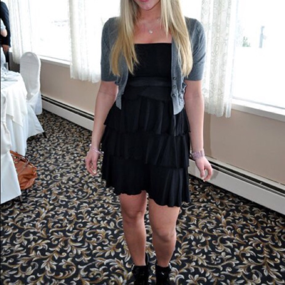 EXPRESS Tiered Strapless Dress - Black, Size Small - Picture 5 of 6